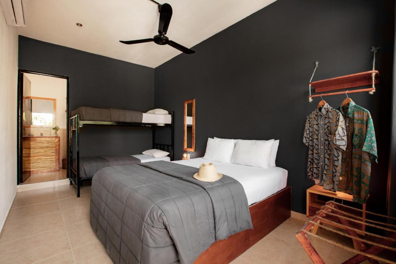 Che Holbox Hostel & Bar Adults Only Bagian luar foto